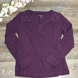 Eddie Bauer Long sleeved top!
